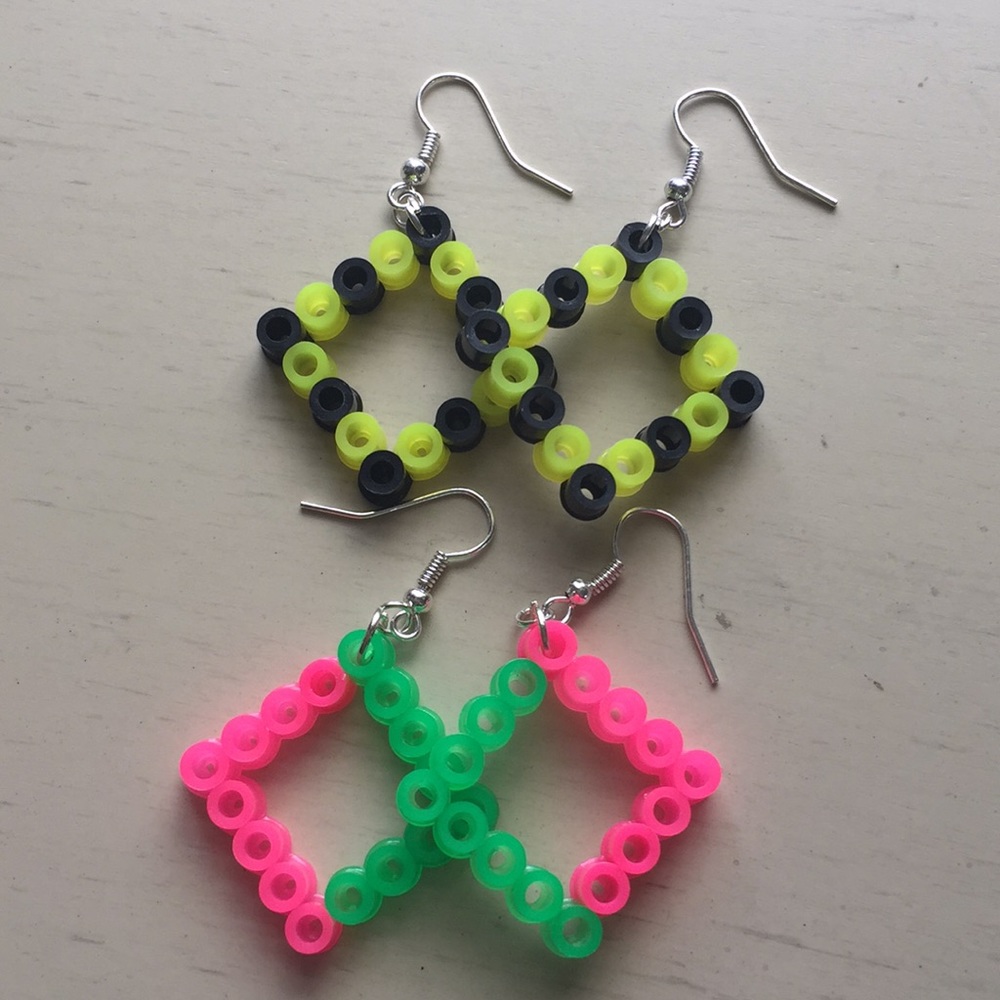 Geometric earrings🌈